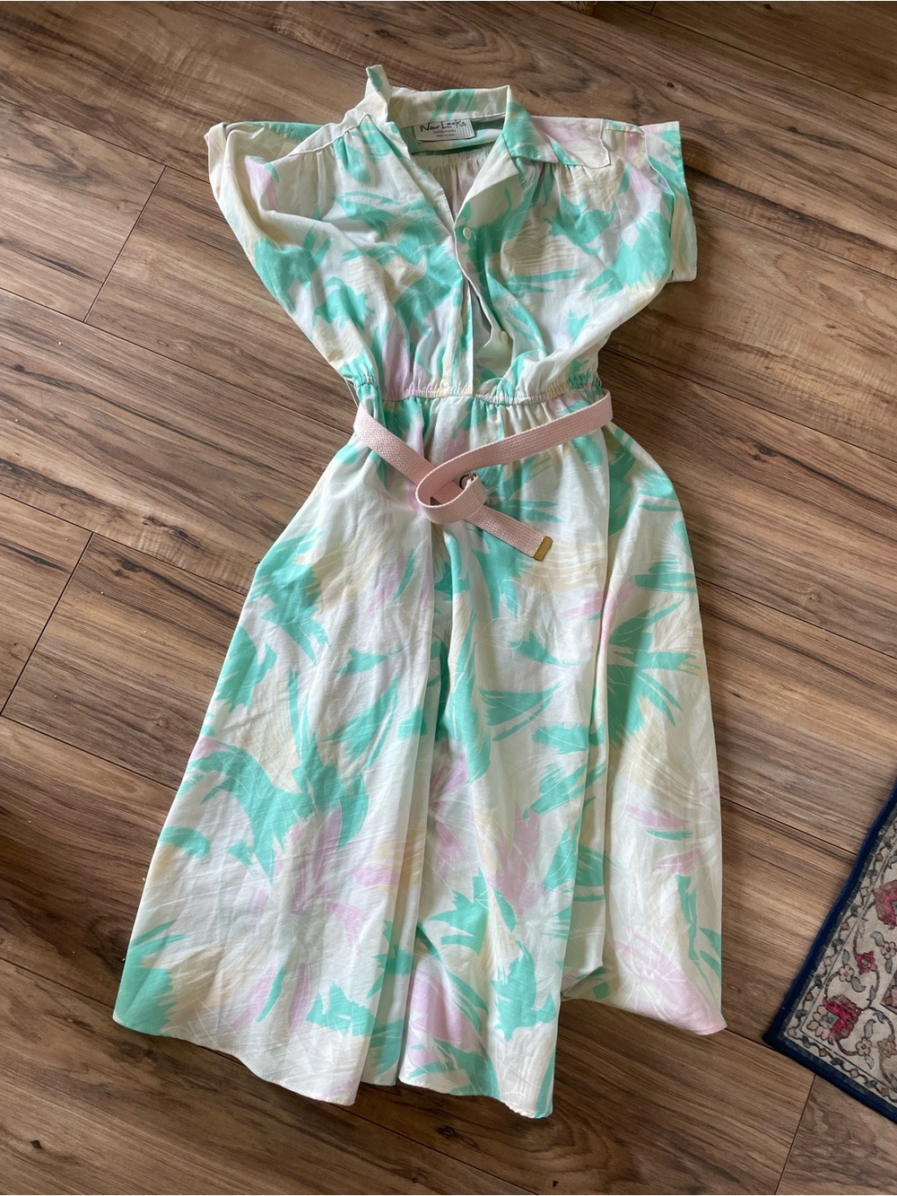 New Look Mint and Pale Pink Abstract Floral Shirt Dress vintage EUC wow!!